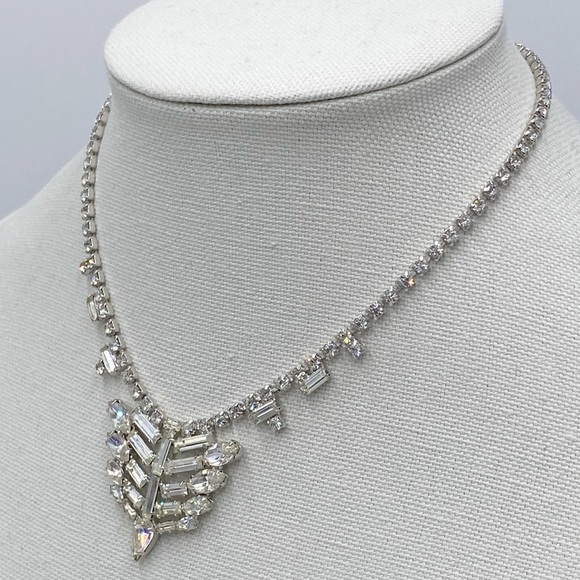 Wiesner Vintage Rhinestone Choker Silver Tone Necklace - Picture 2 of 11